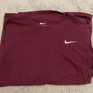 NIKE LONG SLEEVE TEE SHIRT
